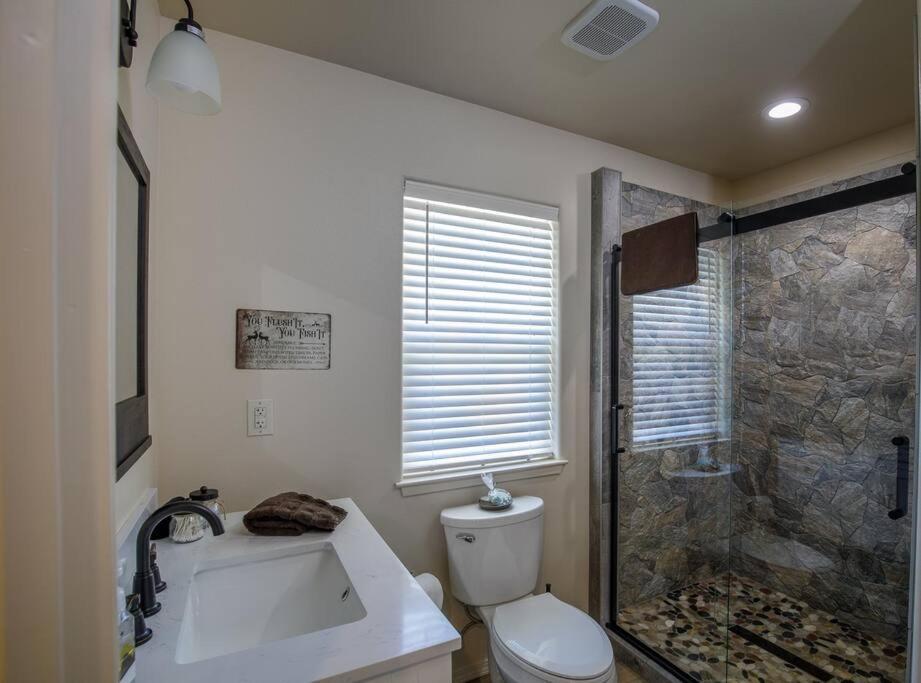 Cozy Cub Cabin, Brand New Home Near Yosemite Mariposa Exterior foto